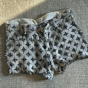 Iron shorts tweed size 8